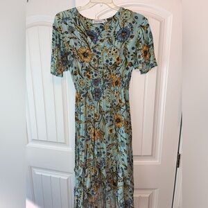 Petal and pup - “Arabella” midi short sleeve dress - women’s XL - blue / floral